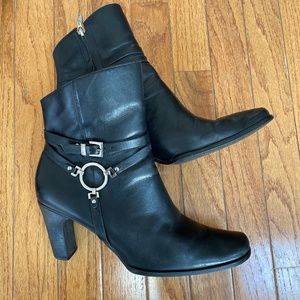 HARLEY DAVIDSON heels. Size 7 1/2.